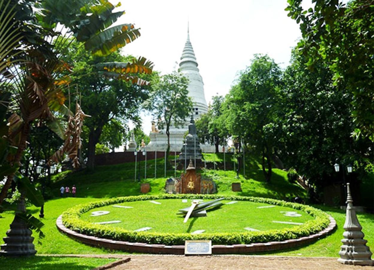 פנום פן Tonle Khmer Guesthouse And Sky Bar מראה חיצוני תמונה