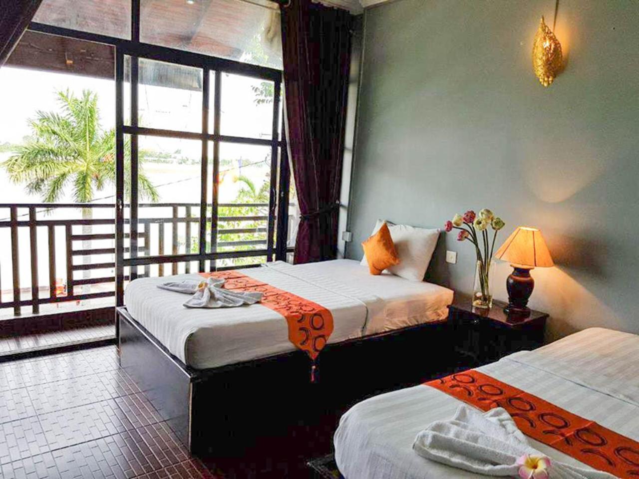 פנום פן Tonle Khmer Guesthouse And Sky Bar מראה חיצוני תמונה