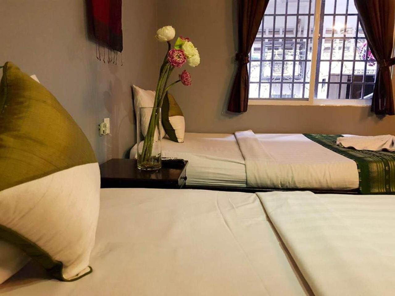 פנום פן Tonle Khmer Guesthouse And Sky Bar מראה חיצוני תמונה
