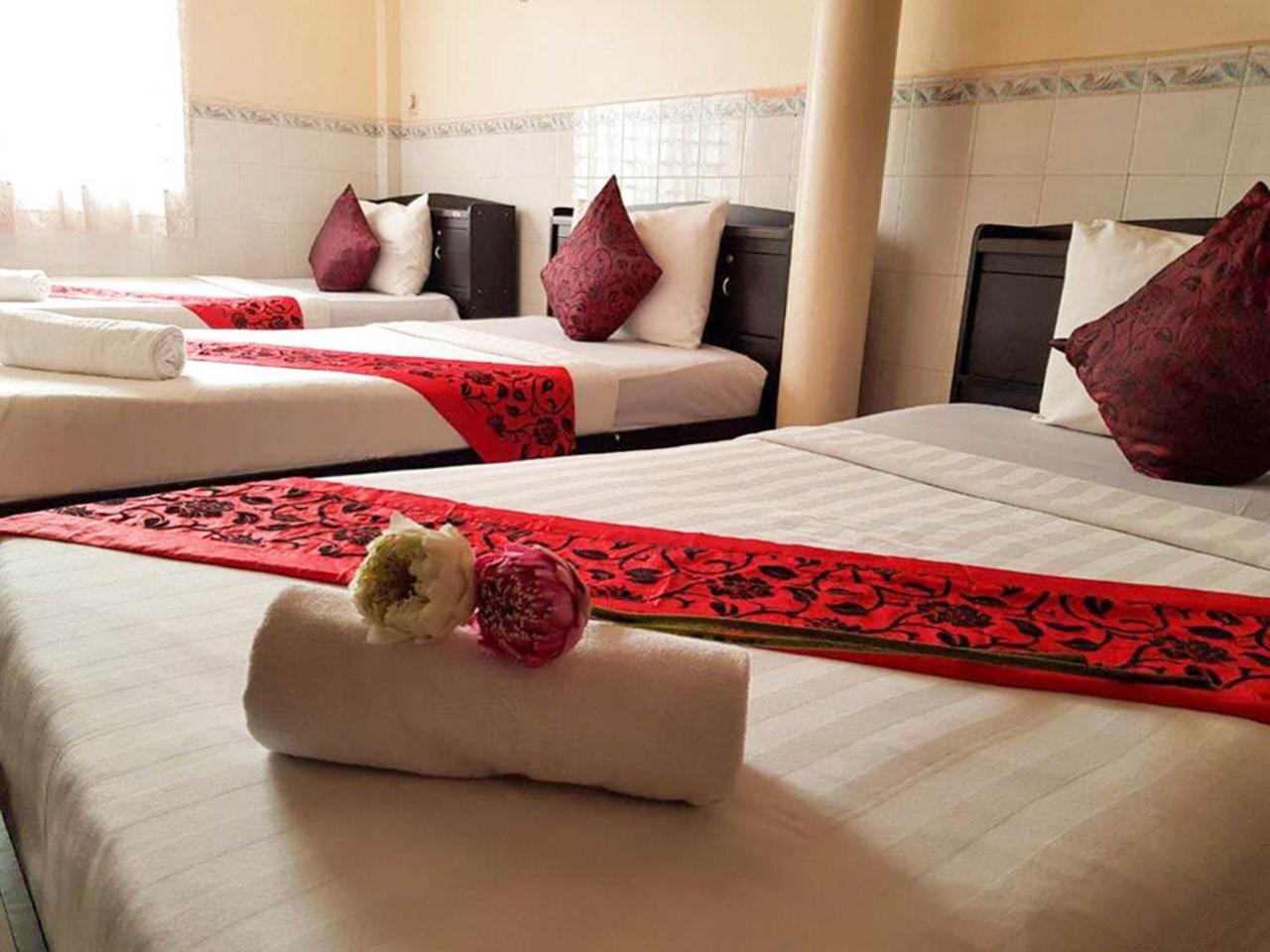 פנום פן Tonle Khmer Guesthouse And Sky Bar מראה חיצוני תמונה