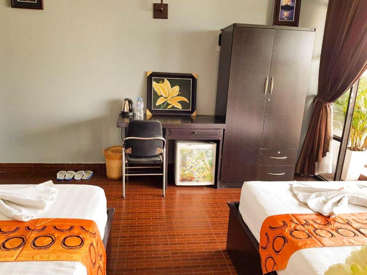 פנום פן Tonle Khmer Guesthouse And Sky Bar מראה חיצוני תמונה