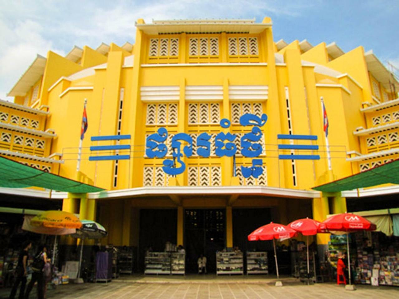 פנום פן Tonle Khmer Guesthouse And Sky Bar מראה חיצוני תמונה